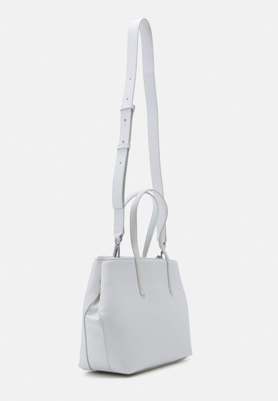 Bolso CK Must Tote MD Calvin Klein Blanco K60K611929YAF - Imagen 4